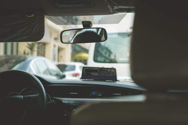 Véhicule avec chauffeur à votre disposition Île-de-France